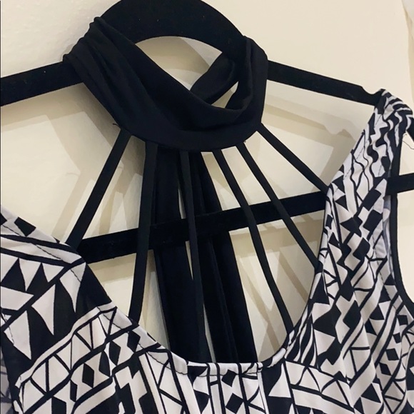 Dress - Picture 3 of 5